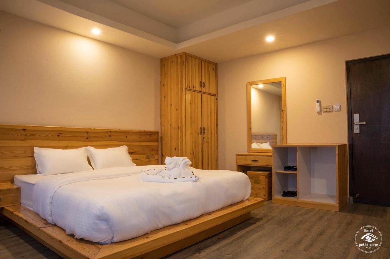 Hotel Pokharaeye Zewnętrze zdjęcie